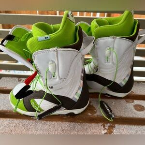 Burton White and mint Green womens Snowboard Boots